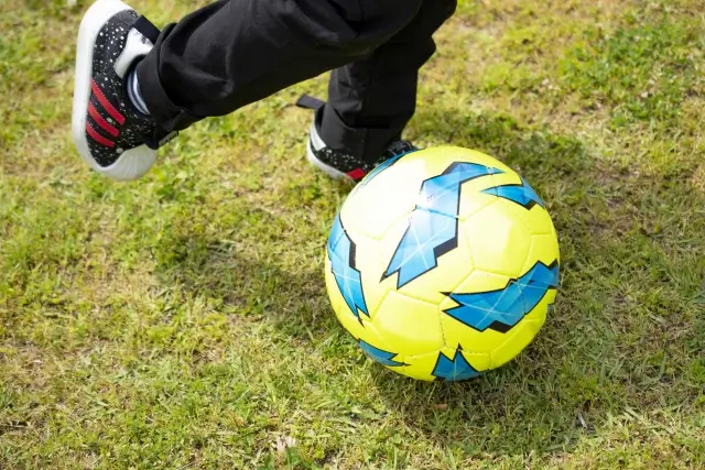 【フットゴルフ】サッカーとゴルフを融合させたスポーツを解説